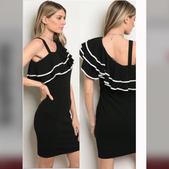 One Shoulder Ruffled Body Con Dress 🆕 - Picture 4 of 4